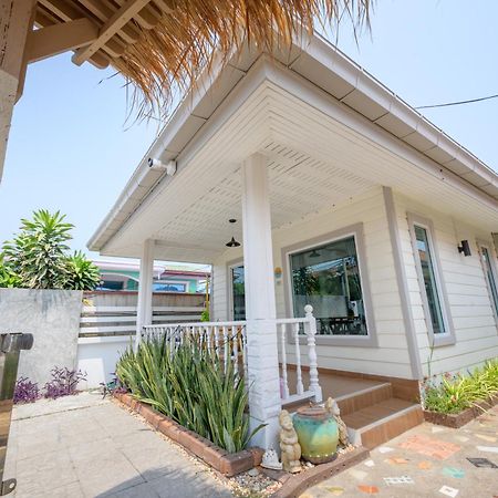Halo Sea Koh Larn Hotel Pattaya ภายนอก รูปภาพ