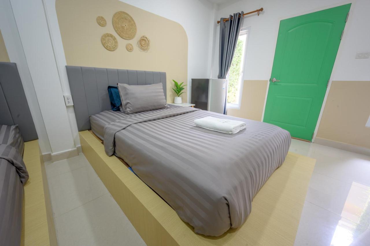 Halo Sea Koh Larn Hotel Pattaya ภายนอก รูปภาพ